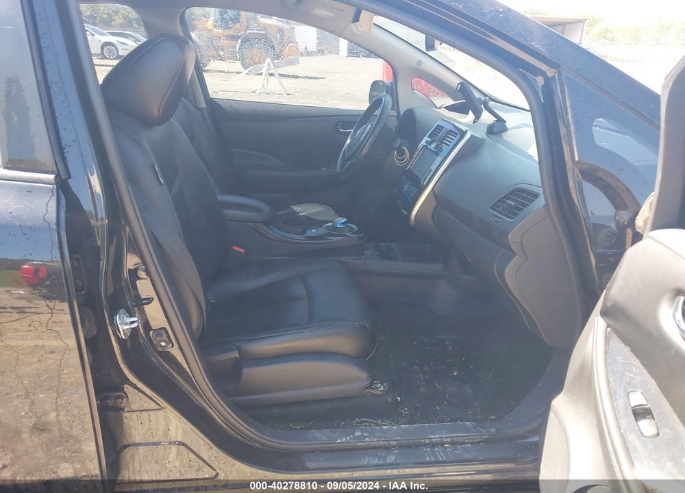 2015 NISSAN LEAF SL VIN: 1N4AZ0CP4FC325721