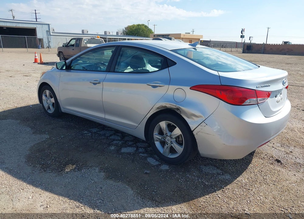 2013 HYUNDAI ELANTRA GLS VIN: KMHDH4AE8DU781310
