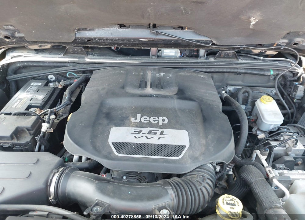 2012 JEEP WRANGLER UNLIMITED SAHARA VIN: 1C4BJWEG0CL101542
