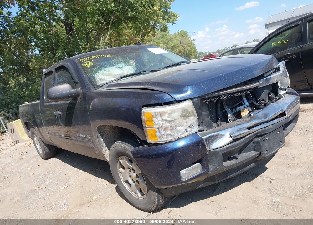 2011 CHEVROLET SILVERADO 1500 LT VIN: 1GCRCSE07BZ114353