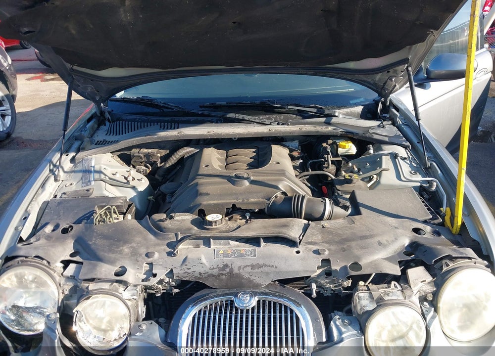 2005 JAGUAR S-TYPE 4.2L V8 VIN: SAJWA01U55HN35084
