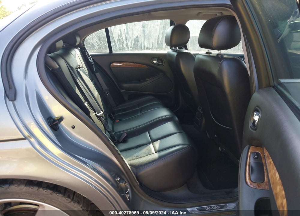 2005 JAGUAR S-TYPE 4.2L V8 VIN: SAJWA01U55HN35084