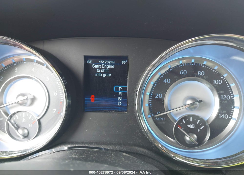 2014 CHRYSLER 300 VIN: 2C3CCAAG4EH206242