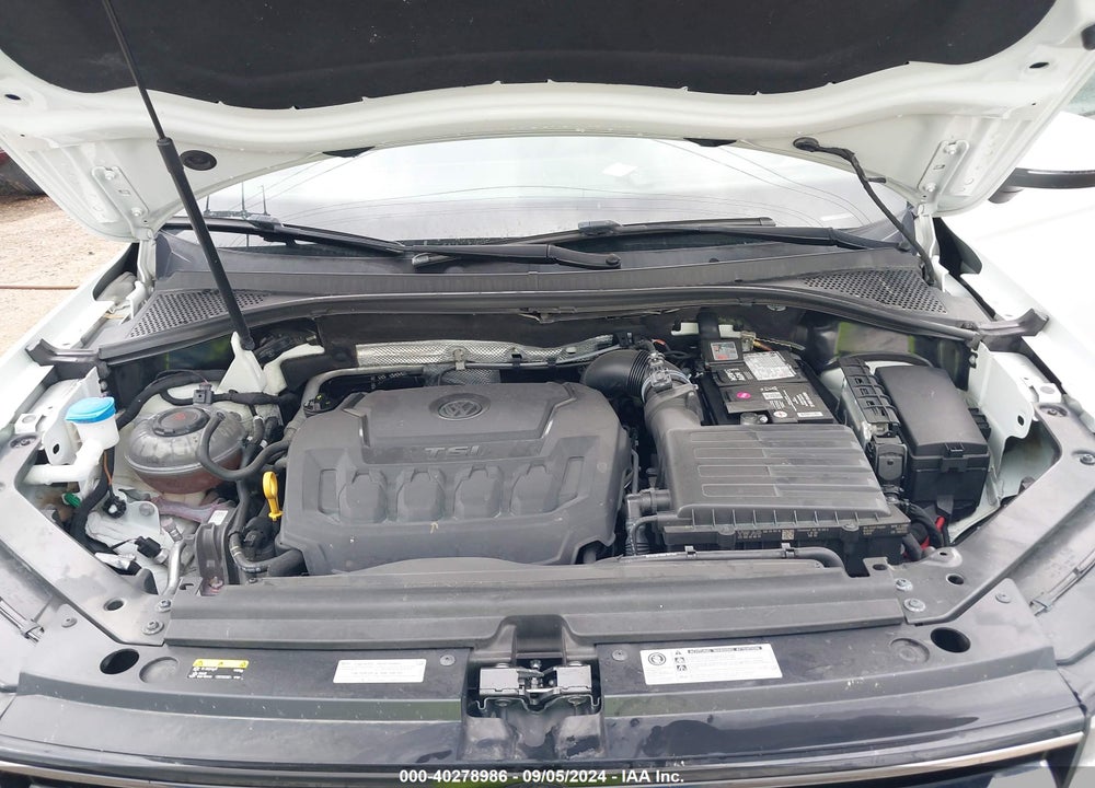 2018 VOLKSWAGEN TIGUAN 2.0T SE/2.0T SEL VIN: 3VV3B7AX7JM068047