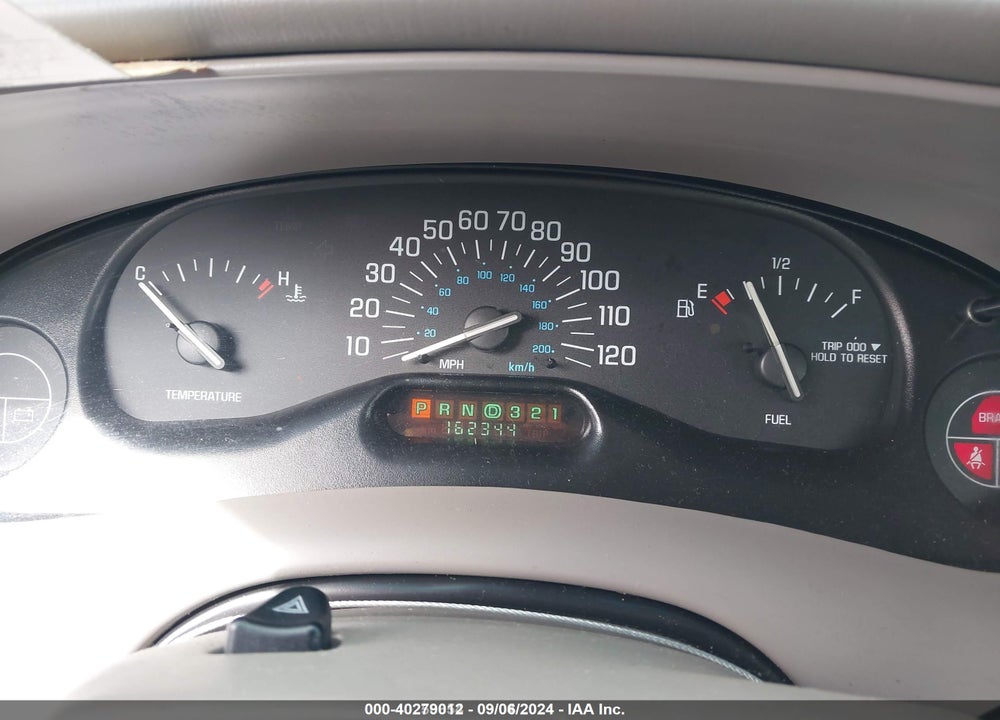 2004 BUICK CENTURY VIN: 2G4WS52J041306824