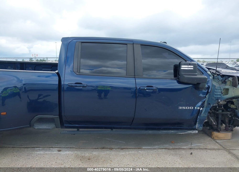 2022 CHEVROLET SILVERADO 3500HD 4WD  LONG BED LT VIN: 1GC4YTEY2NF167992