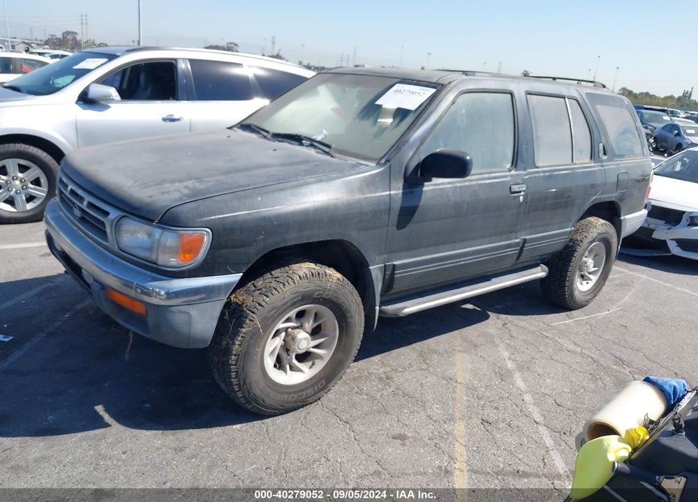 1996 NISSAN PATHFINDER VIN: JN8AR05S6TW011983