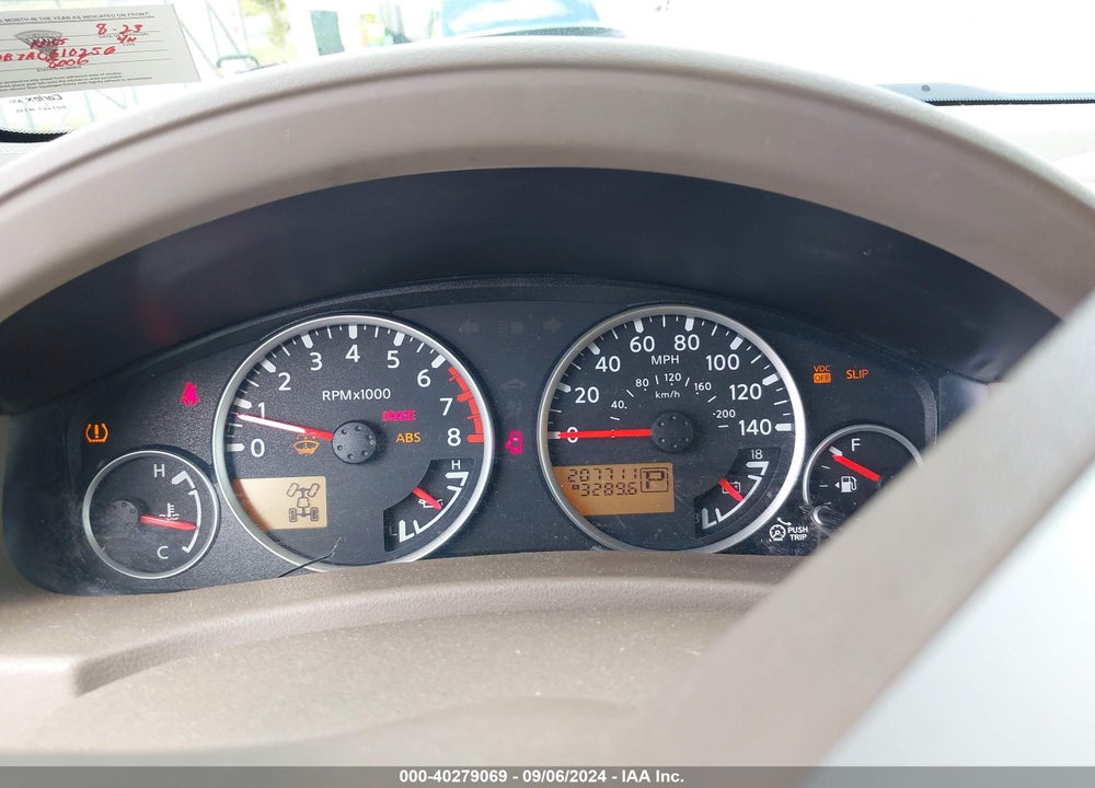 2010 NISSAN PATHFINDER SE VIN: 5N1AR1NB7AC610256