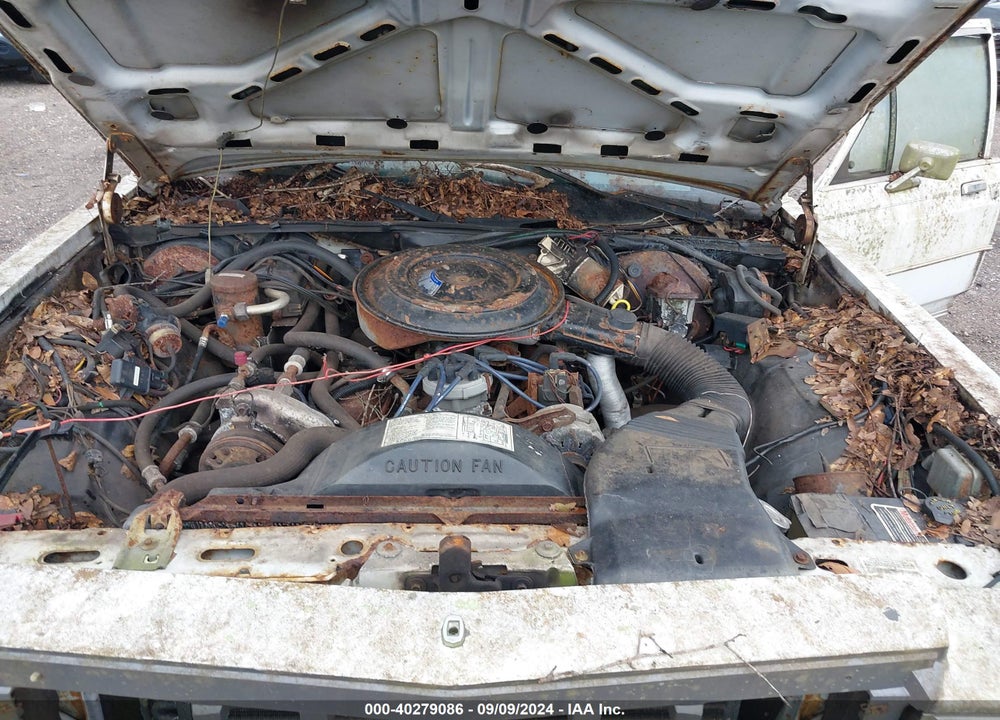 1985 FORD LTD CROWN VICTORIA VIN: 2FABP43F2FX253008