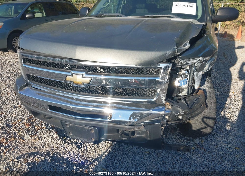 2011 CHEVROLET SILVERADO 1500 LT VIN: 1GCPKSE32BF141370