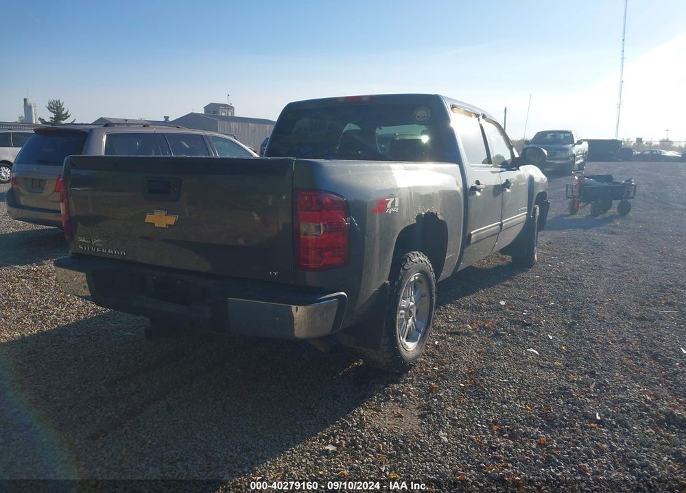 2011 CHEVROLET SILVERADO 1500 LT VIN: 1GCPKSE32BF141370