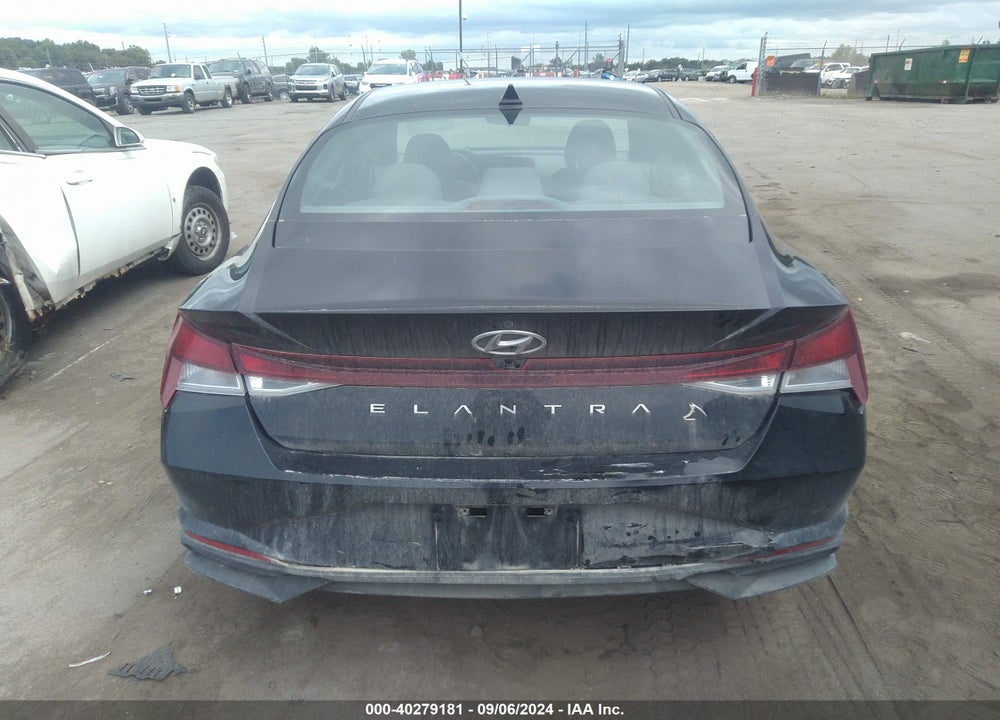 2022 HYUNDAI ELANTRA SEL VIN: 5NPLM4AG9NH076251