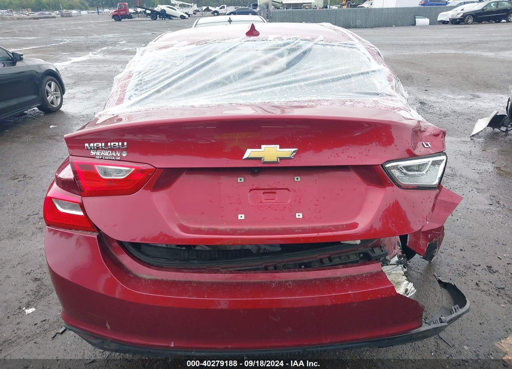 2018 CHEVROLET MALIBU LT VIN: 1G1ZD5ST8JF132575