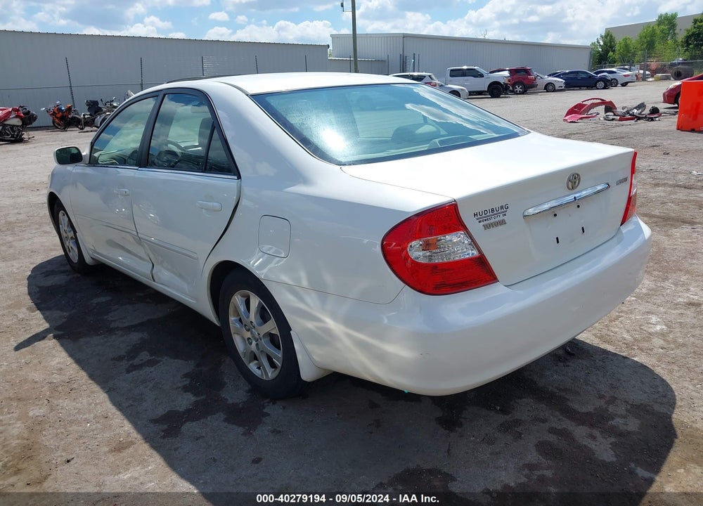 2004 TOYOTA CAMRY LE VIN: JTDBE32K340287186