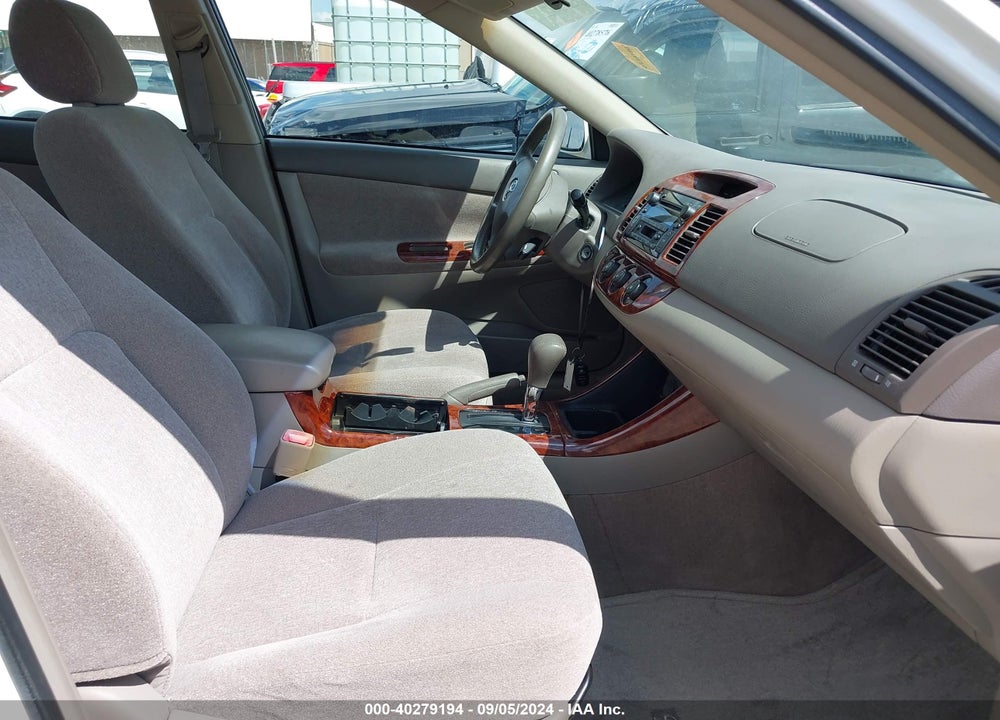 2004 TOYOTA CAMRY LE VIN: JTDBE32K340287186
