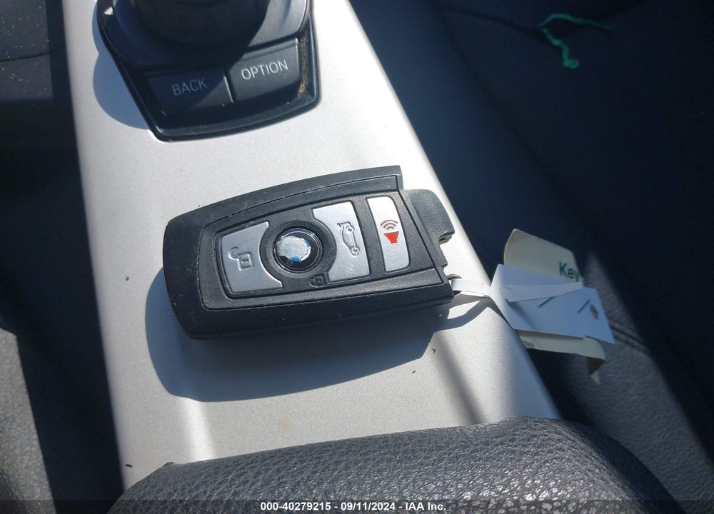 2017 BMW 320I VIN: WBA8A3C53HK691238