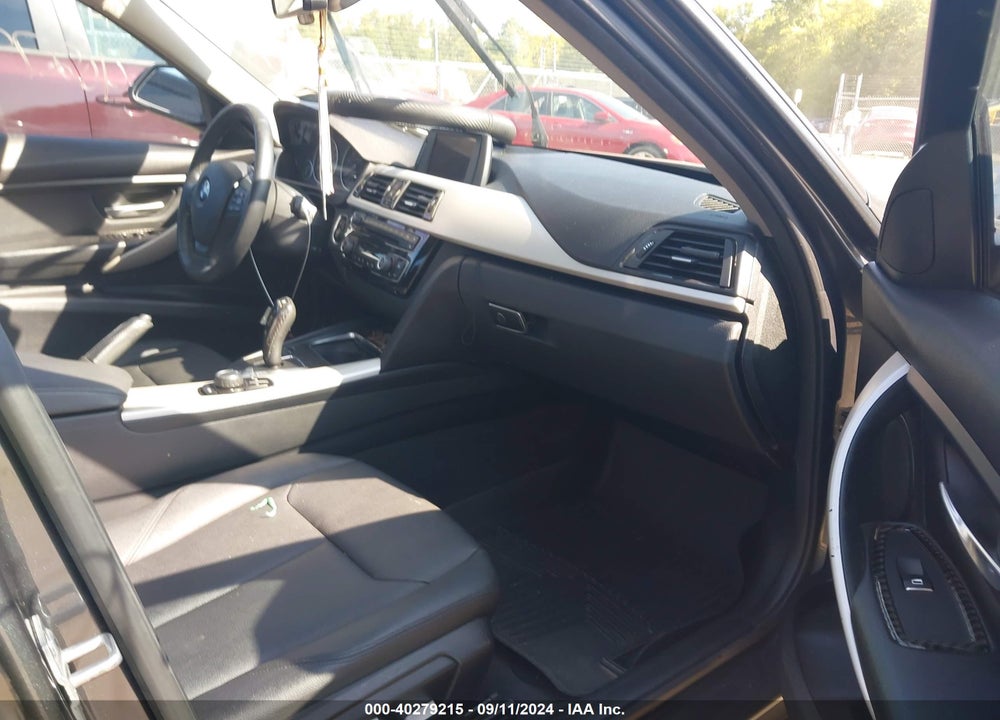 2017 BMW 320I VIN: WBA8A3C53HK691238
