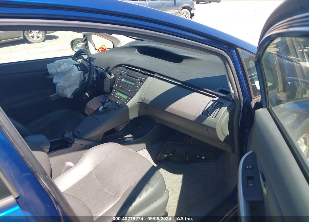 2011 TOYOTA PRIUS FOUR VIN: JTDKN3DU4B0287063