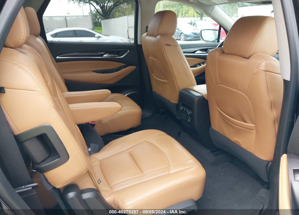 2018 BUICK ENCLAVE PREMIUM VIN: 5GAERCKW1JJ271922
