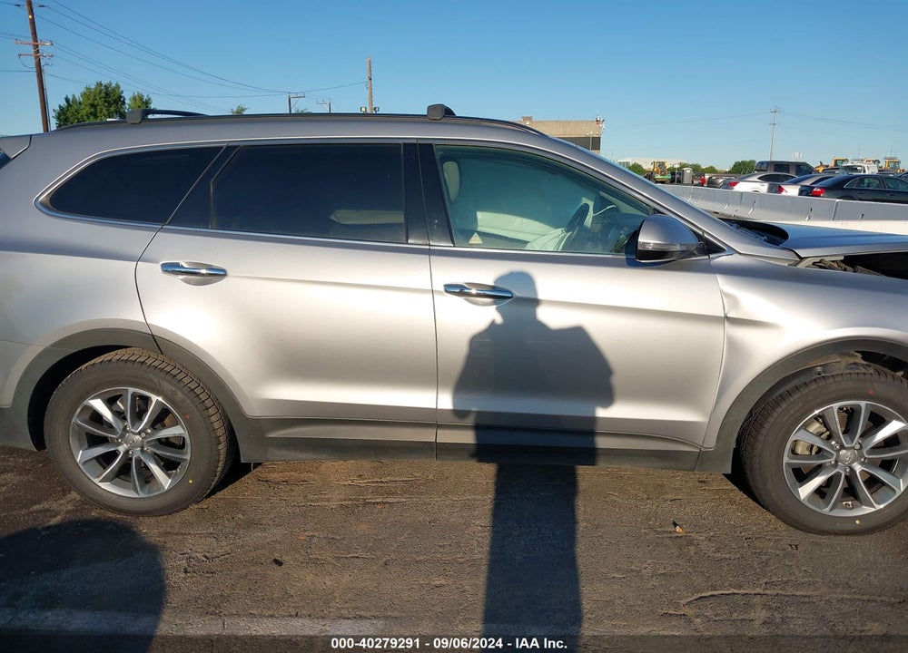 2017 HYUNDAI SANTA FE LIMITED VIN: KM8SN4HF3HU240833