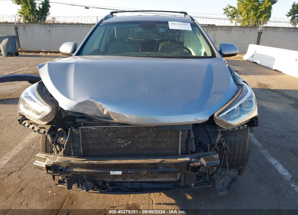 2017 HYUNDAI SANTA FE LIMITED VIN: KM8SN4HF3HU240833