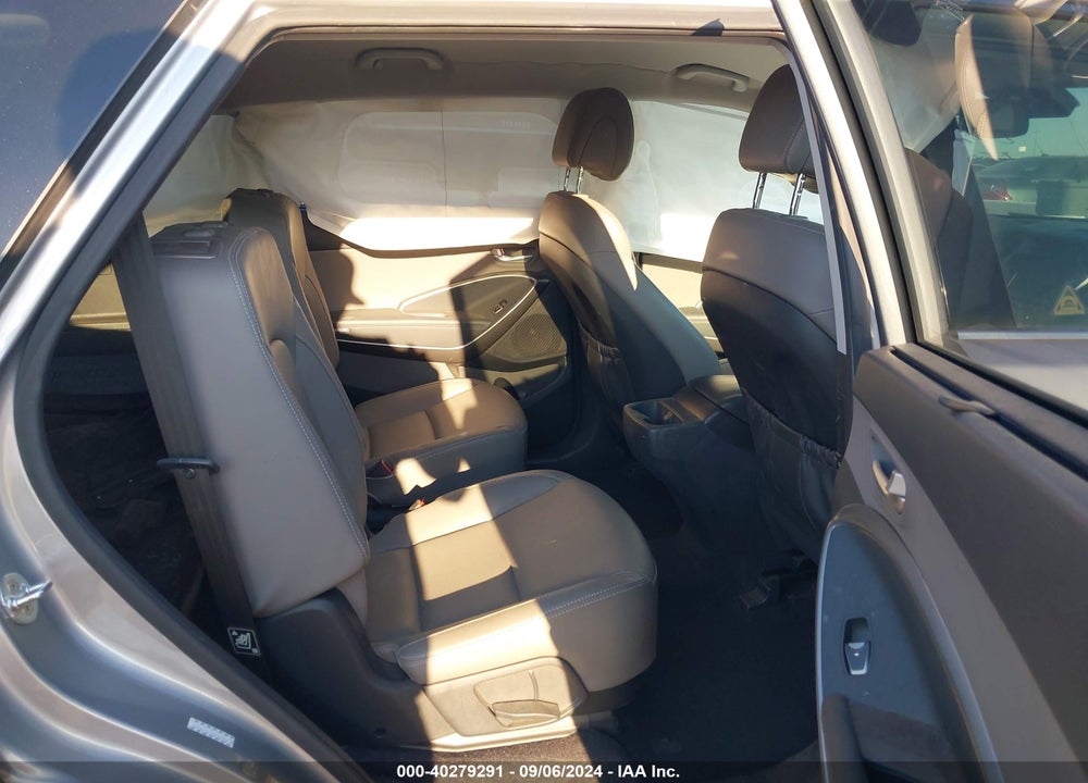 2017 HYUNDAI SANTA FE LIMITED VIN: KM8SN4HF3HU240833