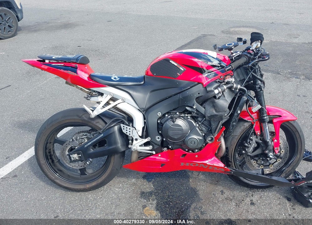 2008 HONDA CBR600 RR VIN: JH2PC40038M103440