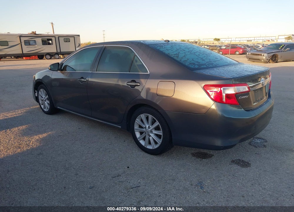 2013 TOYOTA CAMRY XLE VIN: 4T1BF1FK4DU672983