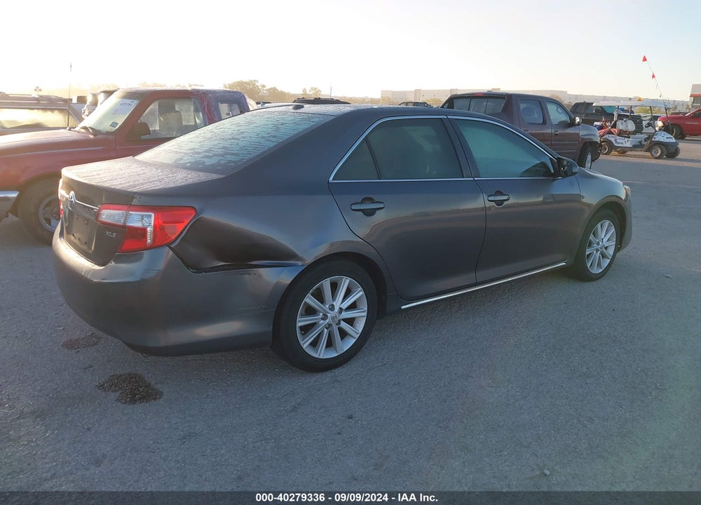 2013 TOYOTA CAMRY XLE VIN: 4T1BF1FK4DU672983