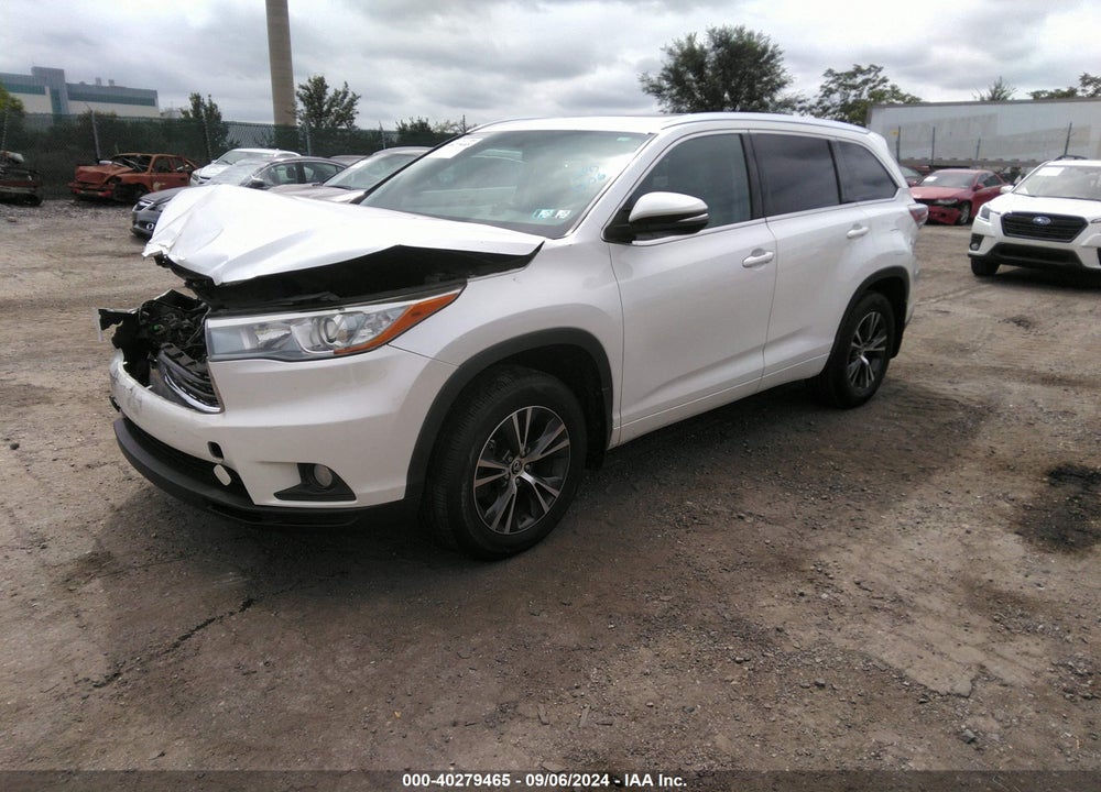 2016 TOYOTA HIGHLANDER XLE V6 VIN: 5TDJKRFH5GS243178