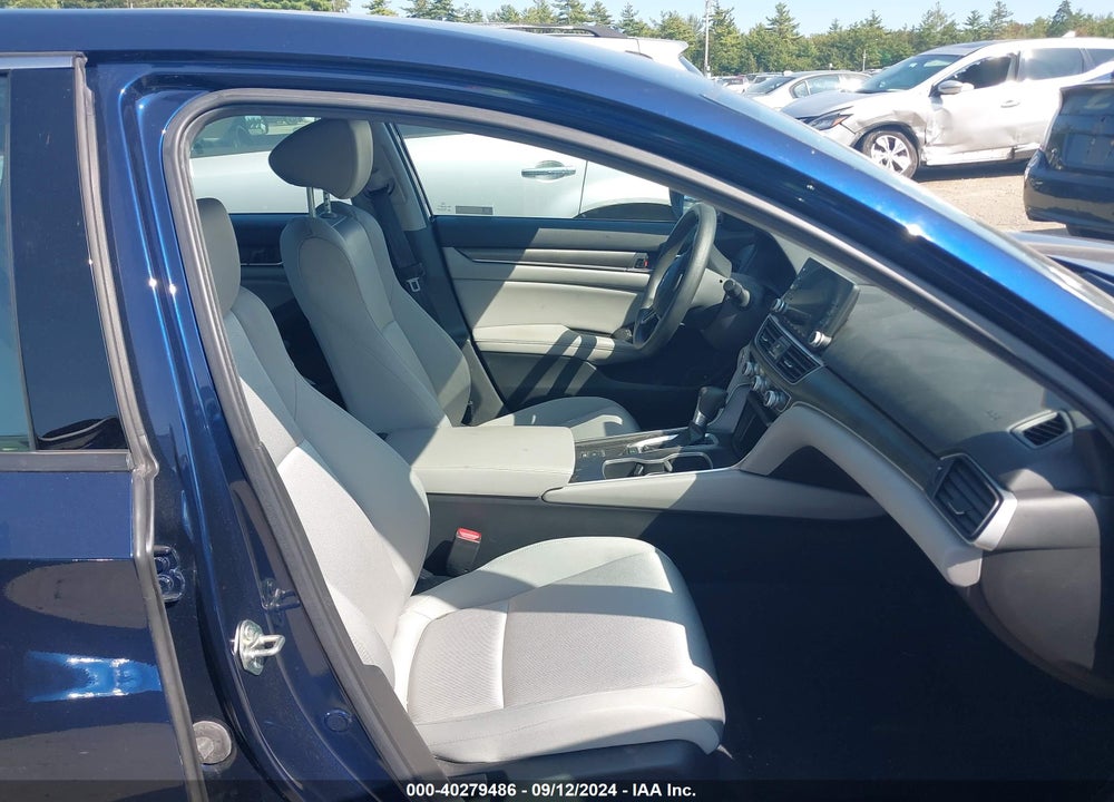 2019 HONDA ACCORD LX VIN: 1HGCV1F15KA133565