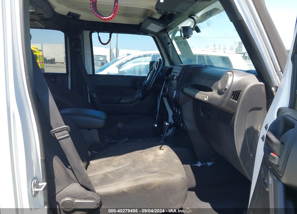 2018 JEEP WRANGLER JK UNLIMITED SPORT S 4X4 VIN: 1C4BJWDG3JL838894