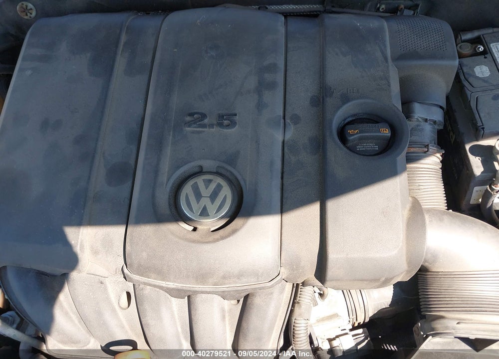 2011 VOLKSWAGEN JETTA 2.5L SE VIN: 3VWDZ7AJ4BM377287
