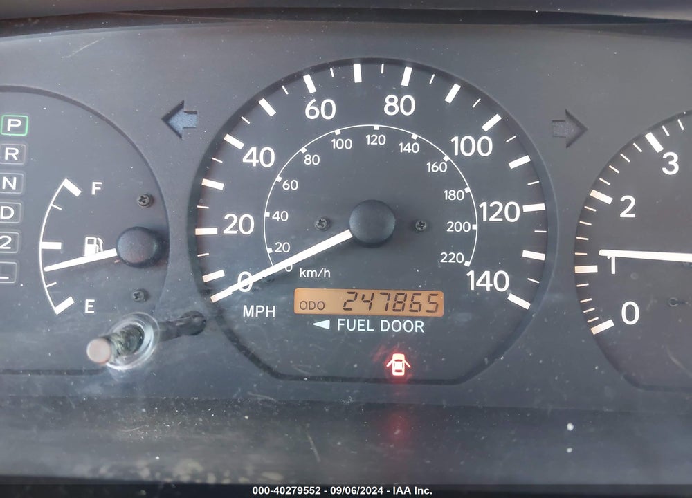 2001 TOYOTA CAMRY LE VIN: JT2BG22K910547728