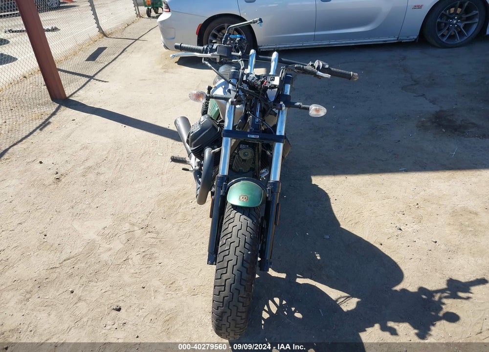 2021 MOTO GUZZI V9 BOBBER VIN: ZGUMAUB03MM000055
