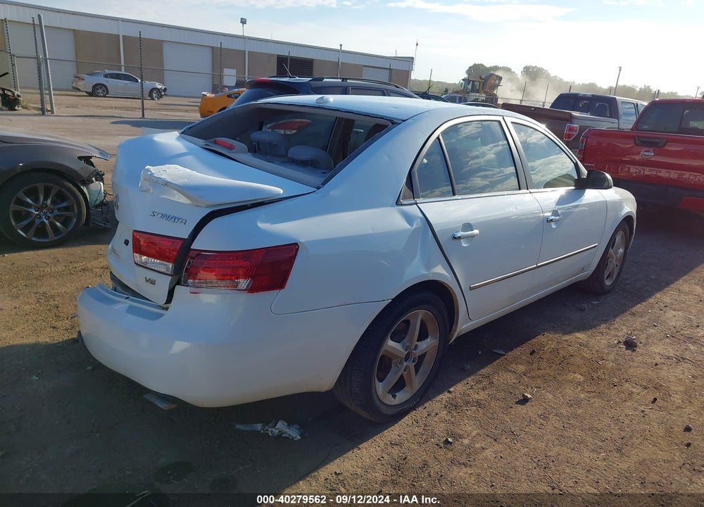 2008 HYUNDAI SONATA VIN: 5NPEU46F58H357850