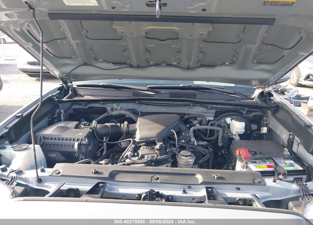 2019 TOYOTA TACOMA SR5 VIN: 5TFAX5GN9KX155350