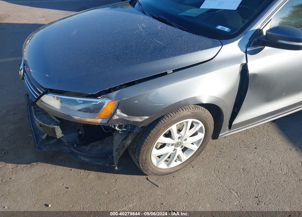 2013 VOLKSWAGEN JETTA 2.5L SE VIN: 3VWDX7AJ3DM261670