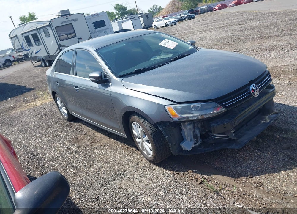 2013 VOLKSWAGEN JETTA 2.5L SE VIN: 3VWDX7AJ3DM261670