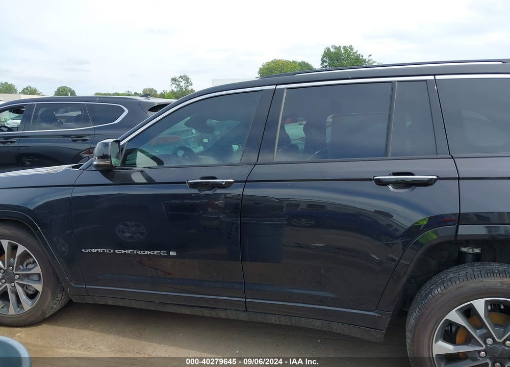 2024 JEEP GRAND CHEROKEE OVERLAND 4X4 VIN: 1C4RJHDG3RC706286