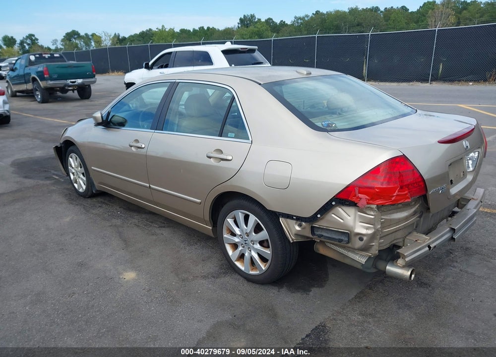 2007 HONDA ACCORD 3.0 EX VIN: 1HGCM66537A051215