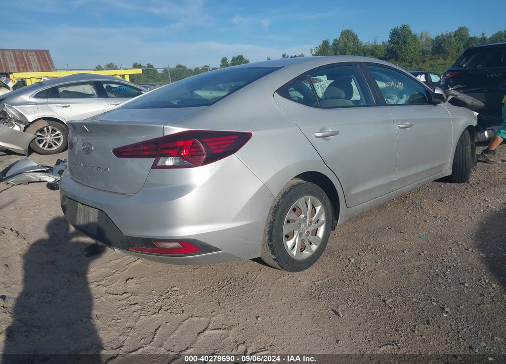 2019 HYUNDAI ELANTRA SE VIN: 5NPD74LF9KH464964