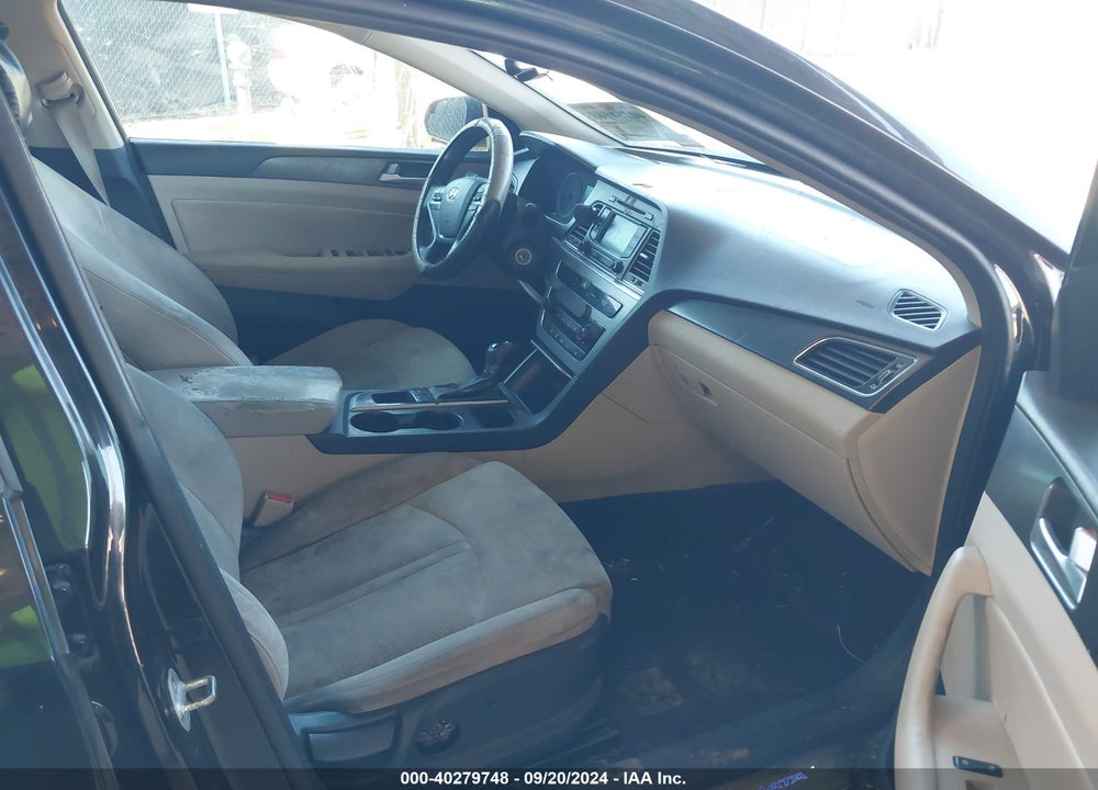 2015 HYUNDAI SONATA SPORT VIN: 5NPE34AF7FH240634