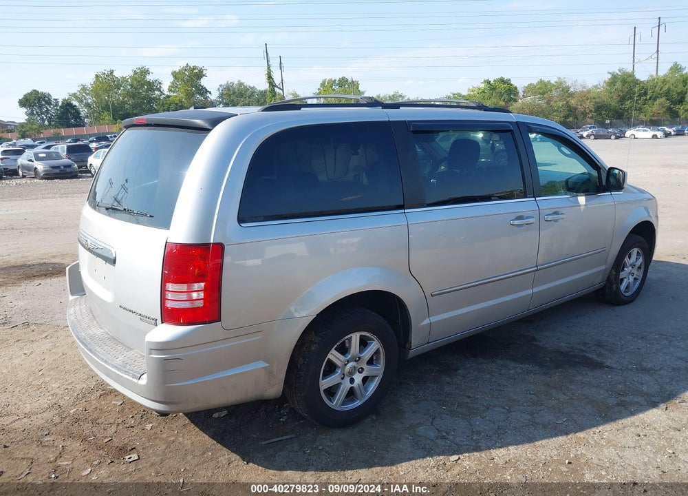 2010 CHRYSLER TOWN & COUNTRY TOURING VIN: 2A4RR5D15AR221639