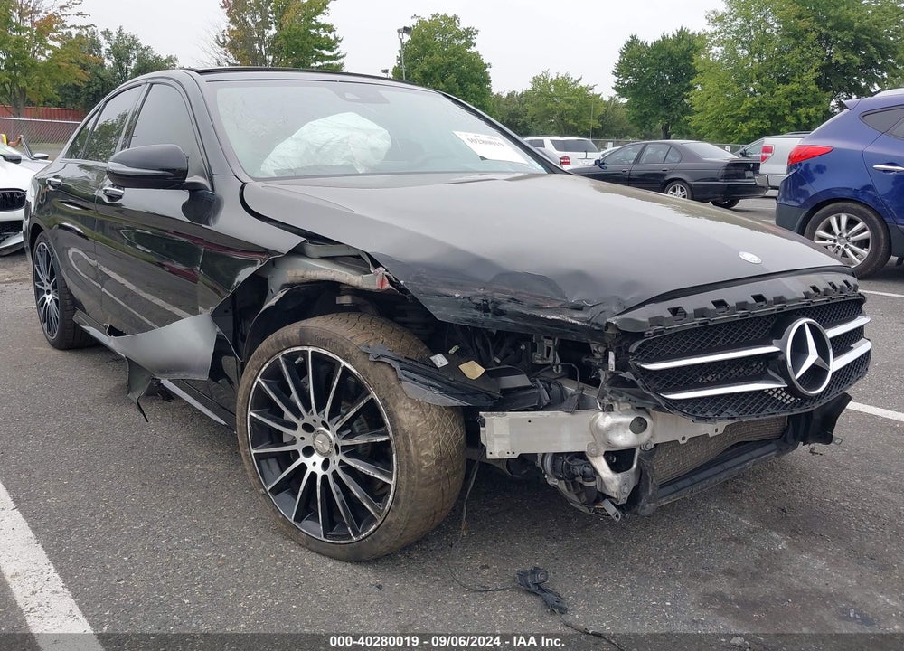 2017 MERCEDES-BENZ C 300 LUXURY/SPORT VIN: 55SWF4JB5HU205678