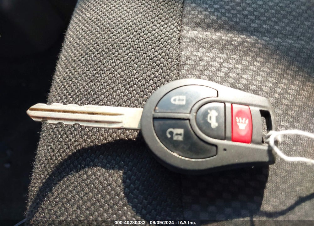2012 NISSAN ROGUE S VIN: JN8AS5MV7CW407532