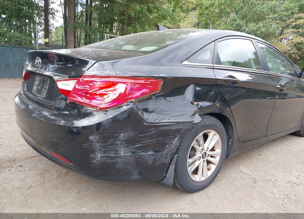 2013 HYUNDAI SONATA GLS VIN: 5NPEB4AC4DH651561