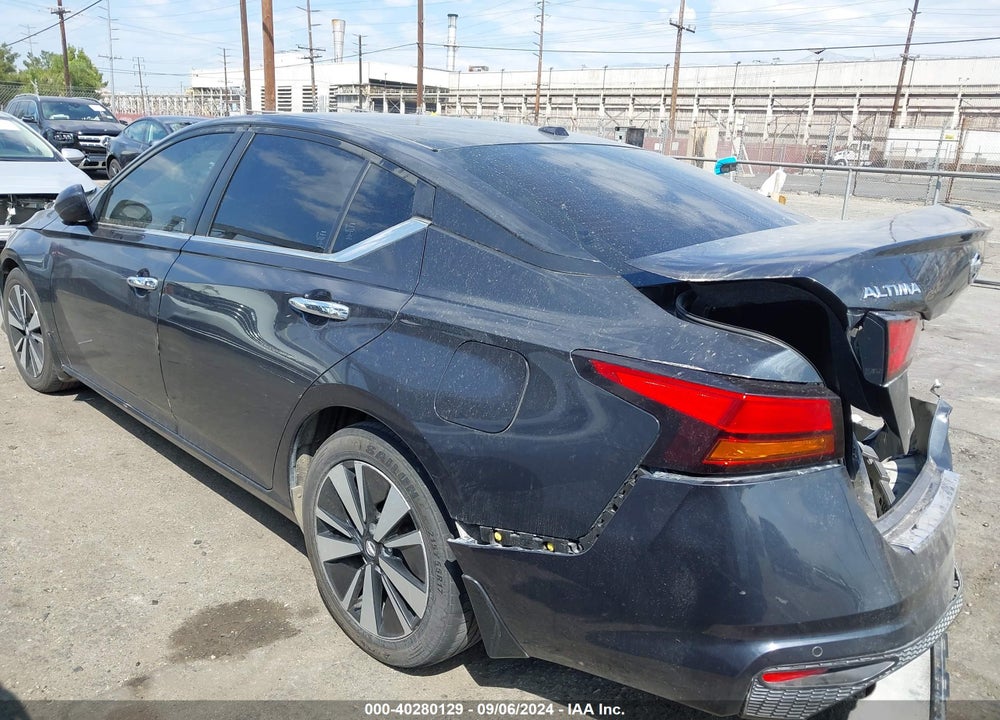 2022 NISSAN ALTIMA SV FWD VIN: 1N4BL4DV3NN378259