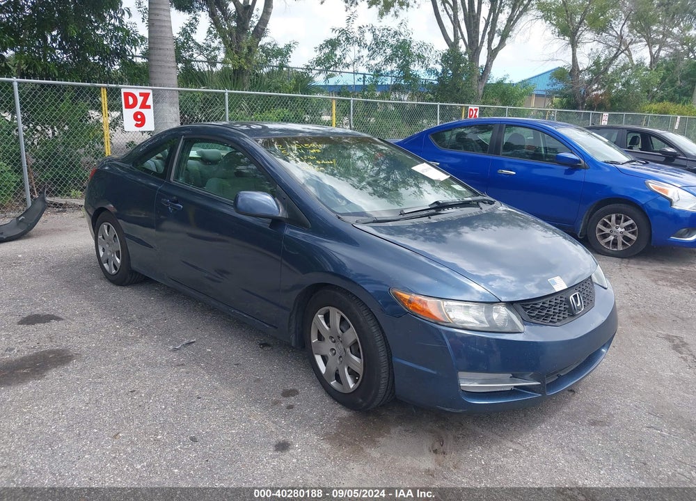 2010 HONDA CIVIC LX VIN: 2HGFG1B63AH518843