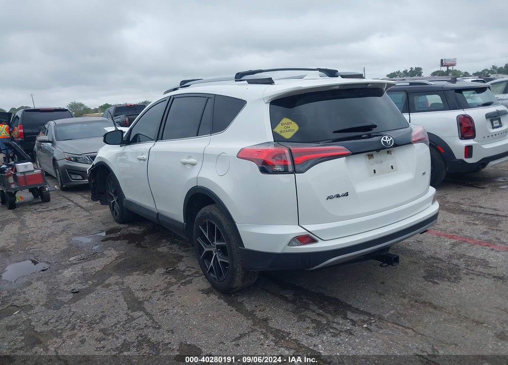 2018 TOYOTA RAV4 SE VIN: JTMNFREV0JJ747784